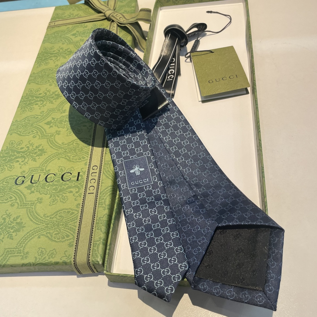 特 G家专柜新款【GG标识印花领带】男士领带👔👔，稀有采用经典小G LOGO提花展现精湛手工与时尚优雅的