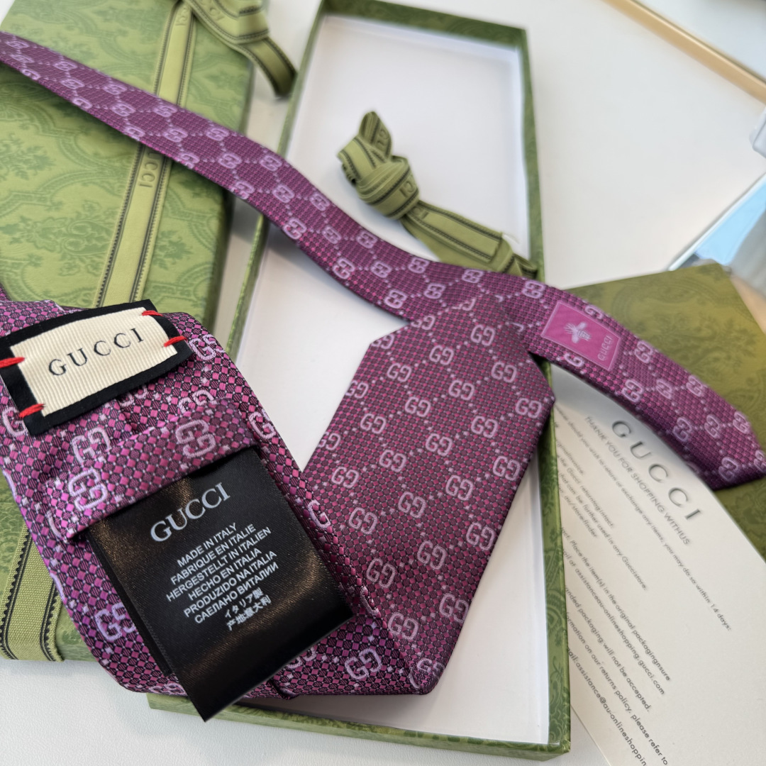 特 G家专柜新款【GG标识印花领带】男士领带👔👔，稀有采用经典小G LOGO提花展现精湛手工与时尚优雅的