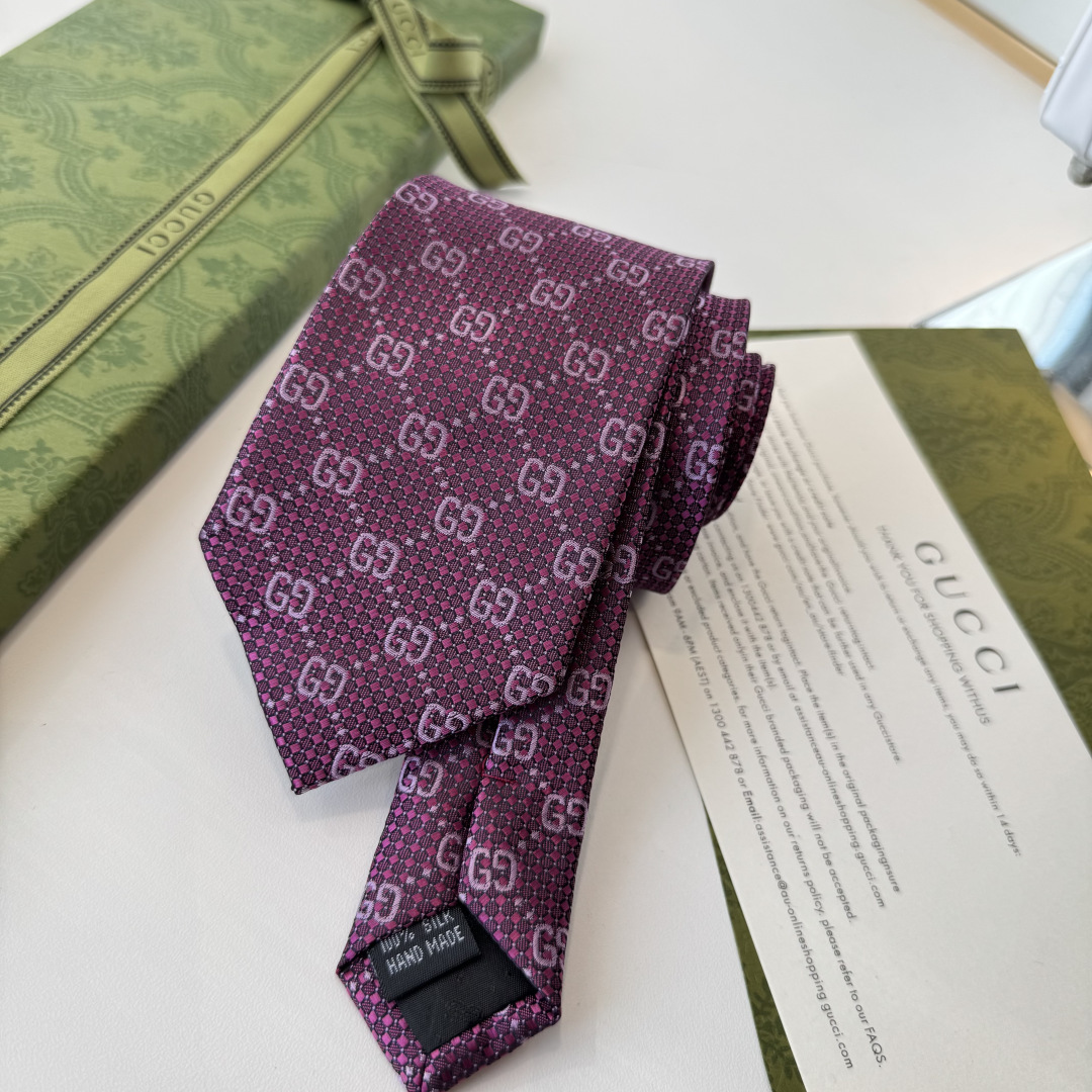 特 G家专柜新款【GG标识印花领带】男士领带👔👔，稀有采用经典小G LOGO提花展现精湛手工与时尚优雅的