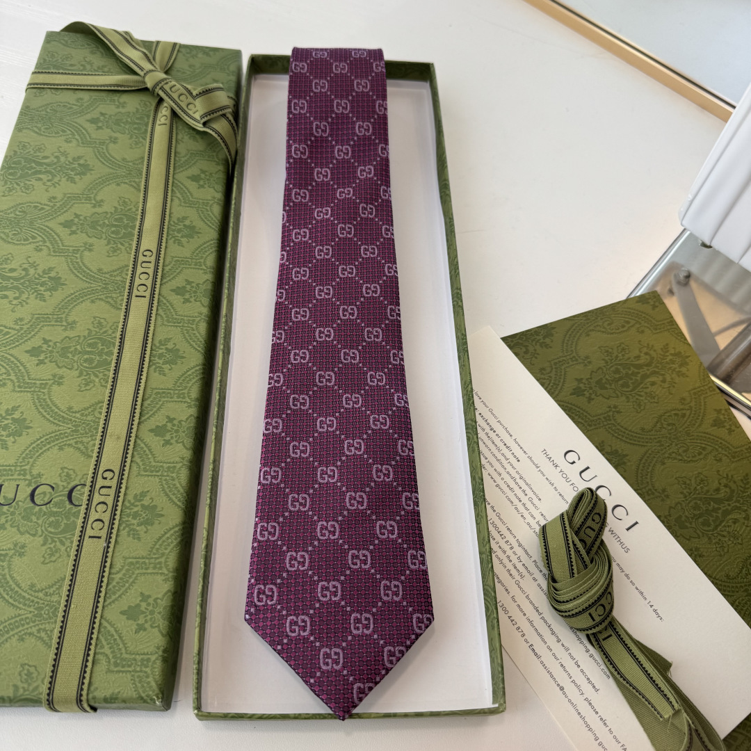 特 G家专柜新款【GG标识印花领带】男士领带👔👔，稀有采用经典小G LOGO提花展现精湛手工与时尚优雅的