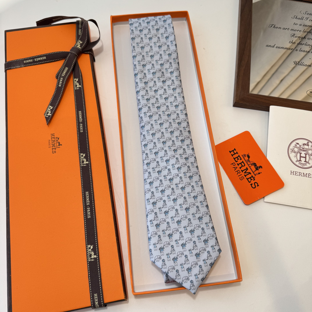 特 男士新款印花领带系列【出奇制胜】👔👔，稀有😻😻H家每年都有一千条不同印花的领带面世，从最初的多以几何