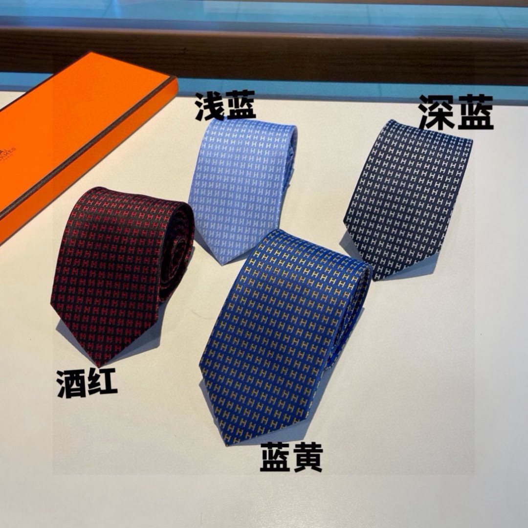 👏👏男士新款领带系列【H字母领带】👔👔，稀有😻😻H家每年都有一千条不同印花的领带面世，从最初的多以几何图