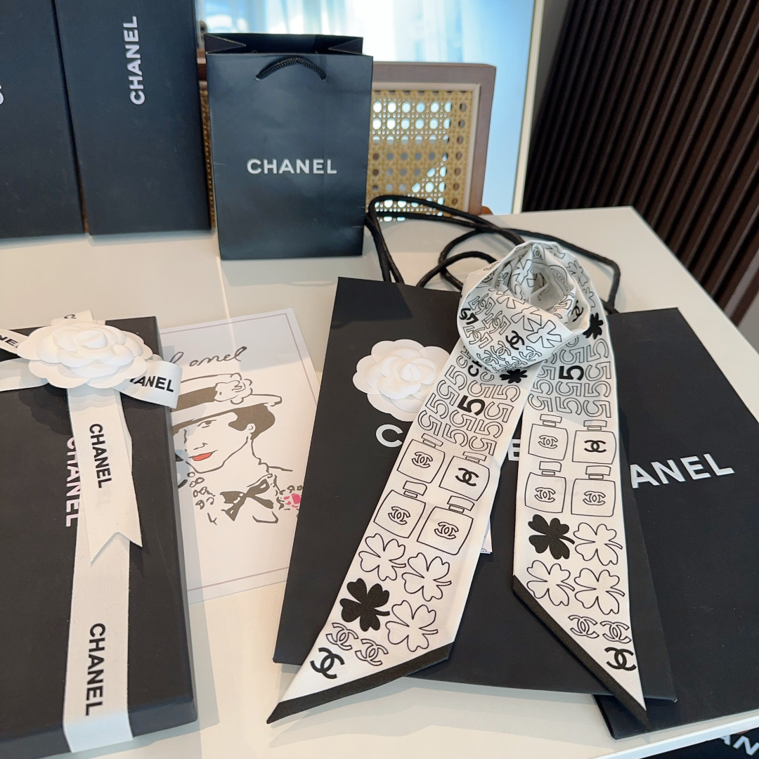 Chanel scarf ChanelTwilly ，Chanel ， ， — photo 8