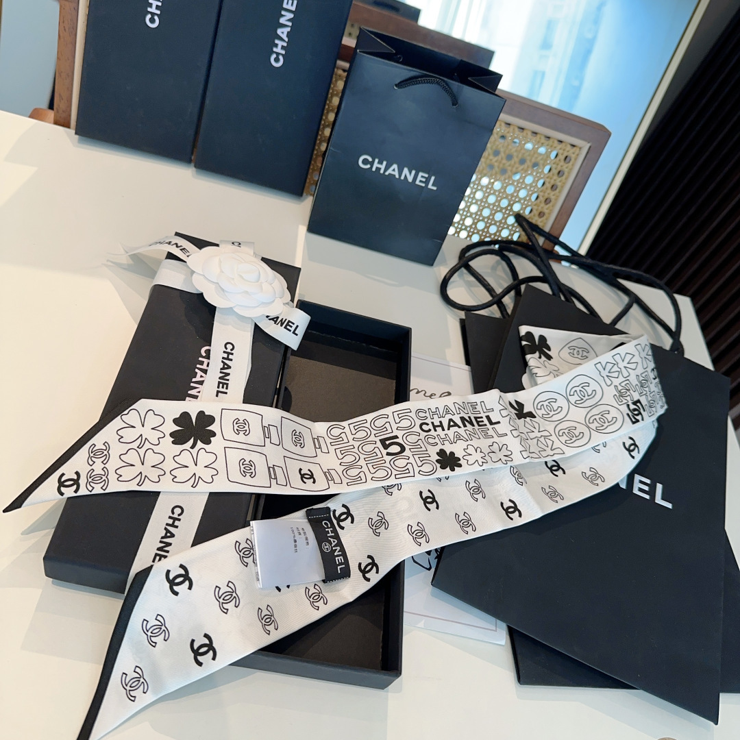 Chanel scarf ChanelTwilly ，Chanel ， ， — photo 4
