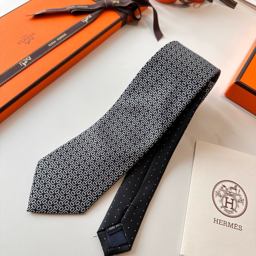 特 领带新款出货啦‼️‼️爱马仕男士新款领带系列👔👔，让男士可以充分展示自己个性。100%顶级斜纹真丝手