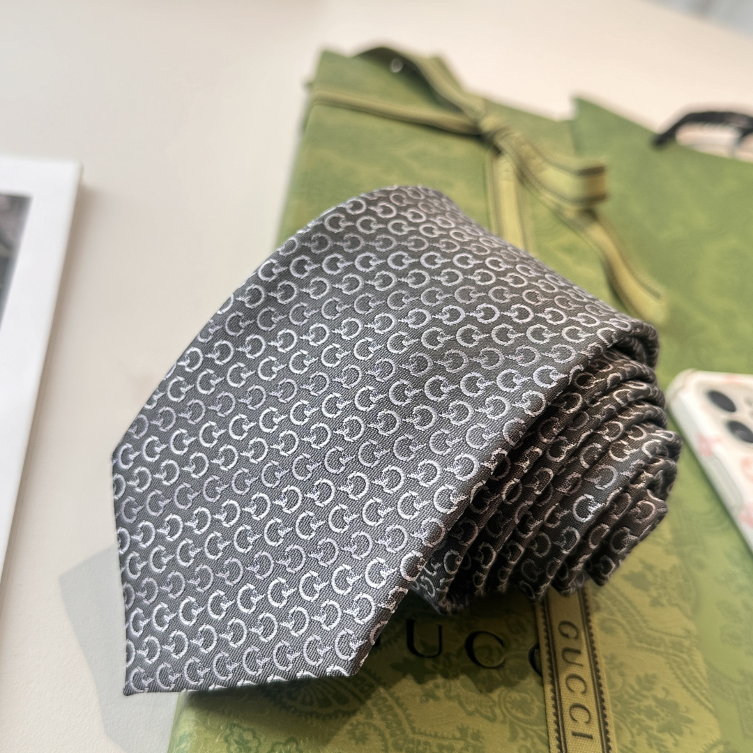 Men's Tie Style Beige Tie Other Tie detail image 6 from source 778759