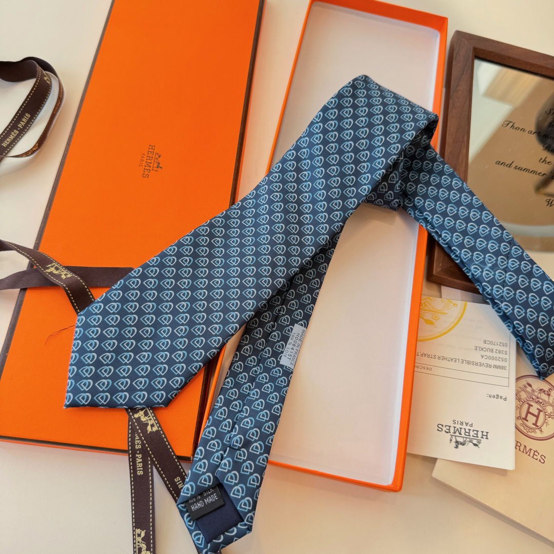 Men's Tie Style Beige Tie Other Tie detail image 7 from source 778708