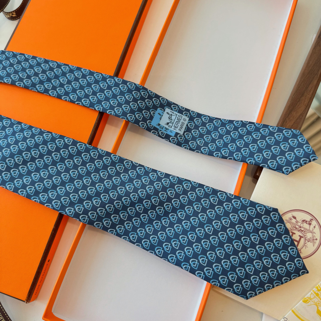 Men's Tie Style Beige Tie Other Tie detail image 5 from source 778708
