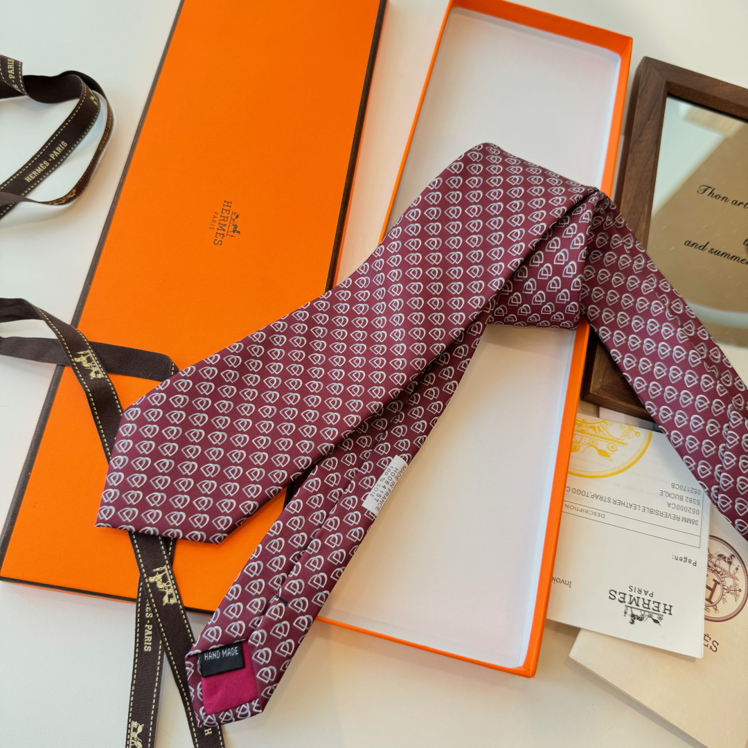 Men's Tie Style Beige Tie Other Tie detail image 8 from source 778709