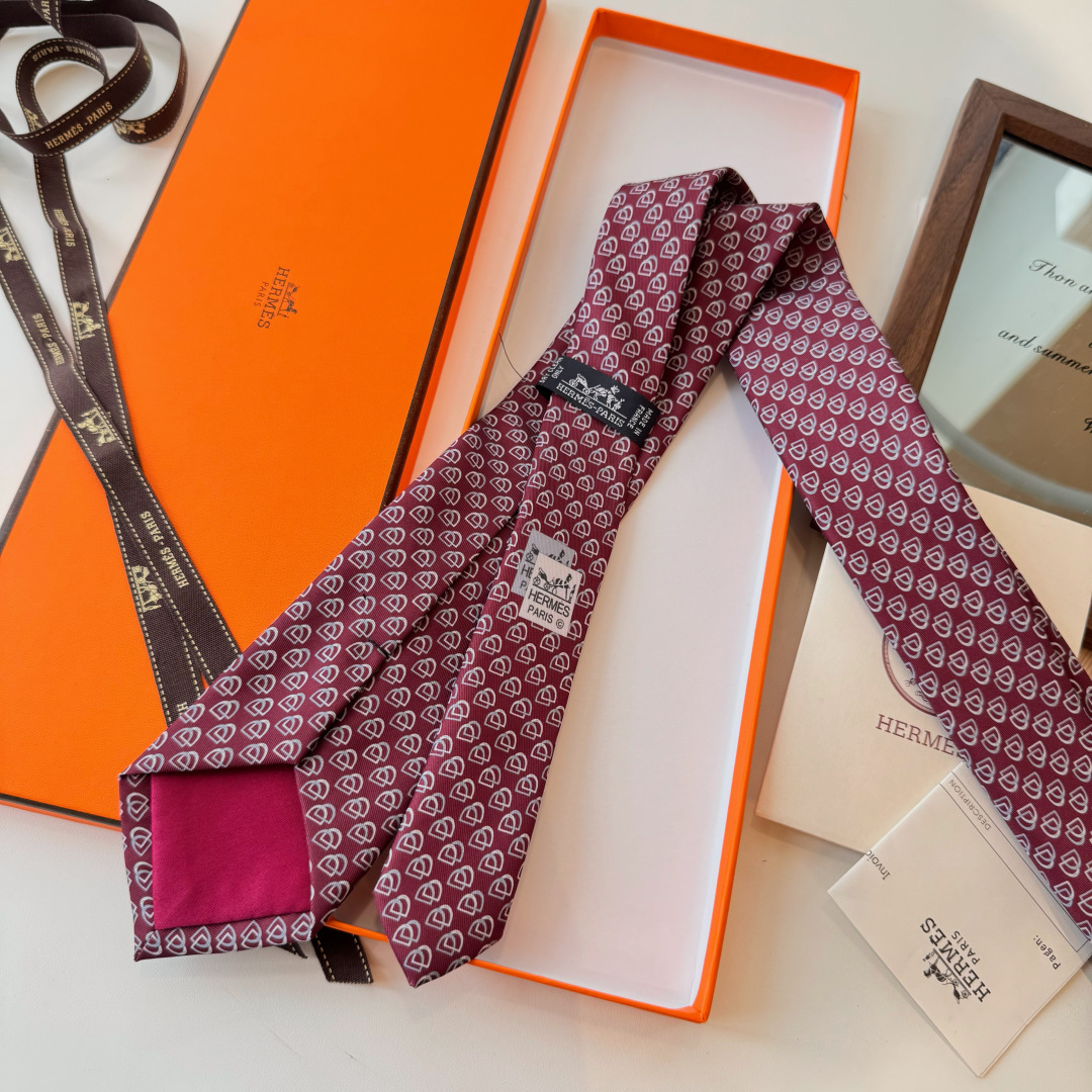 Men's Tie Style Beige Tie Other Tie detail image 4 from source 778709