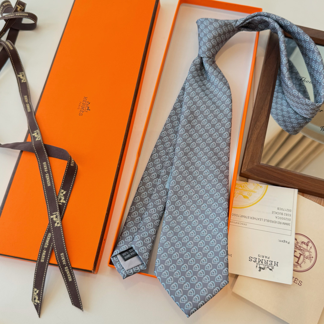 Men's Tie Style Beige Tie Other Tie detail image 9 from source 778710