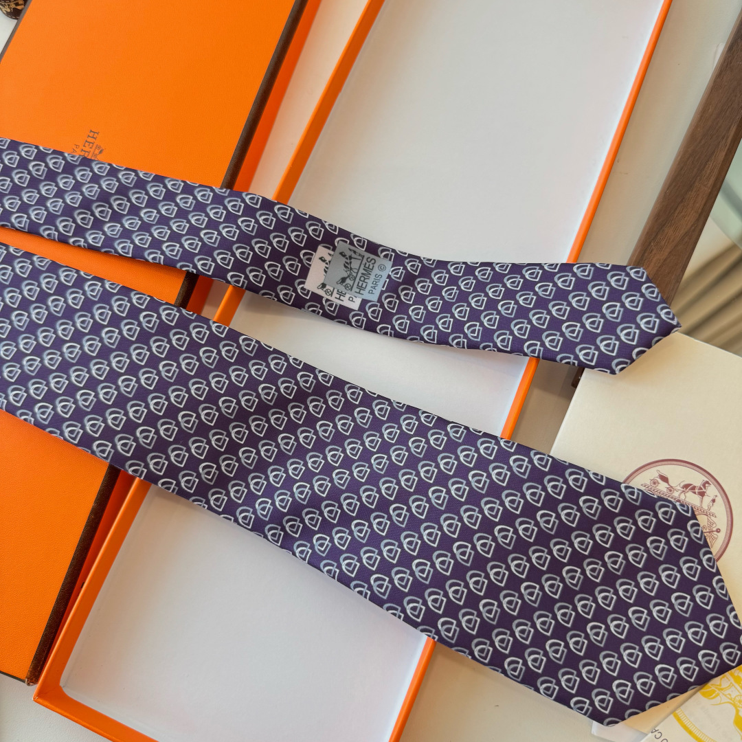 Men's Tie Style Beige Tie Other Tie detail image 5 from source 778711