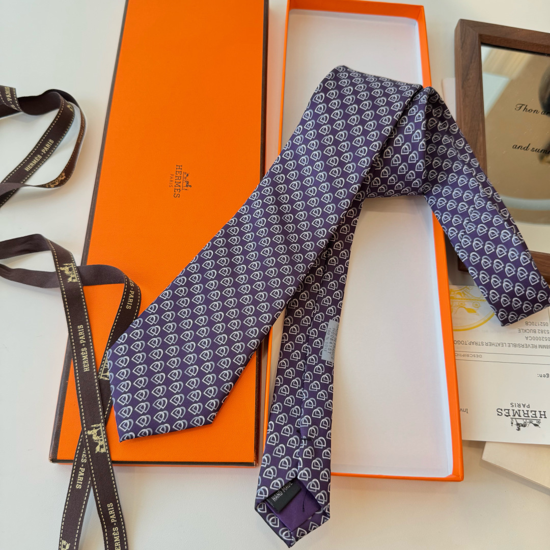 Men's Tie Style Beige Tie Other Tie detail image 7 from source 778711