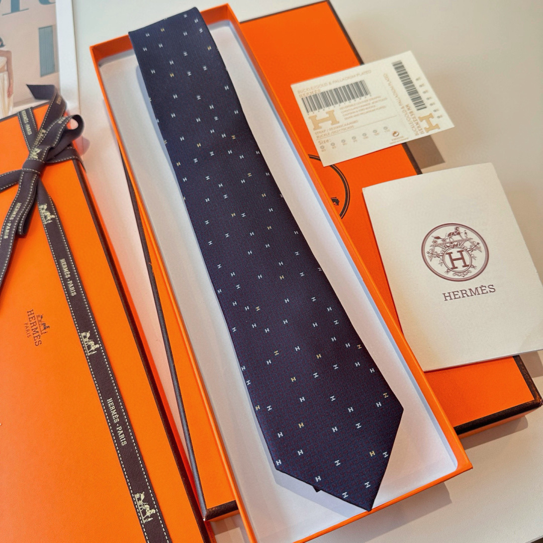 Men's Tie Style Beige Tie Lookbook Reference image 2