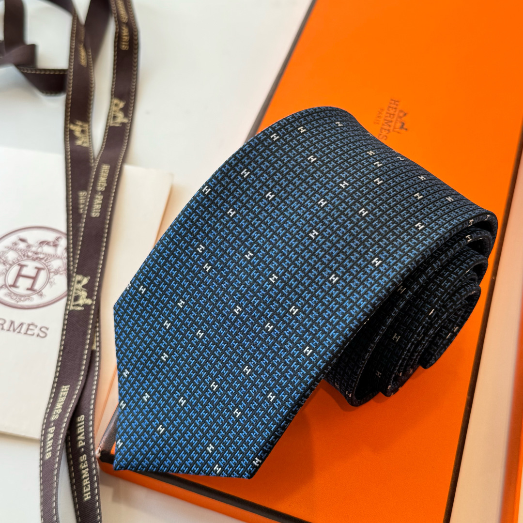 Men's Tie Style Beige Tie Other Tie detail image 8 from source 778692
