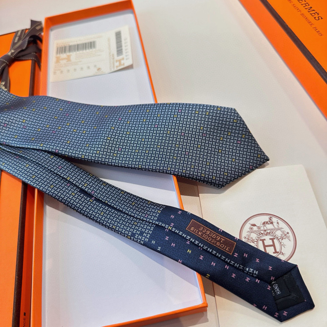 Men's Tie Style Beige Tie Other Tie detail image 6 from source 778693