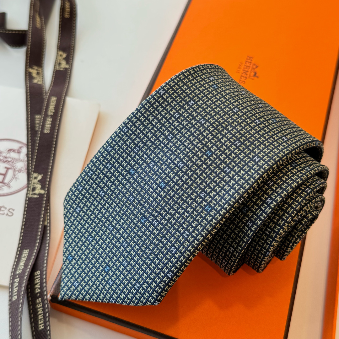 Men's Tie Style Beige Tie Other Tie detail image 9 from source 778696