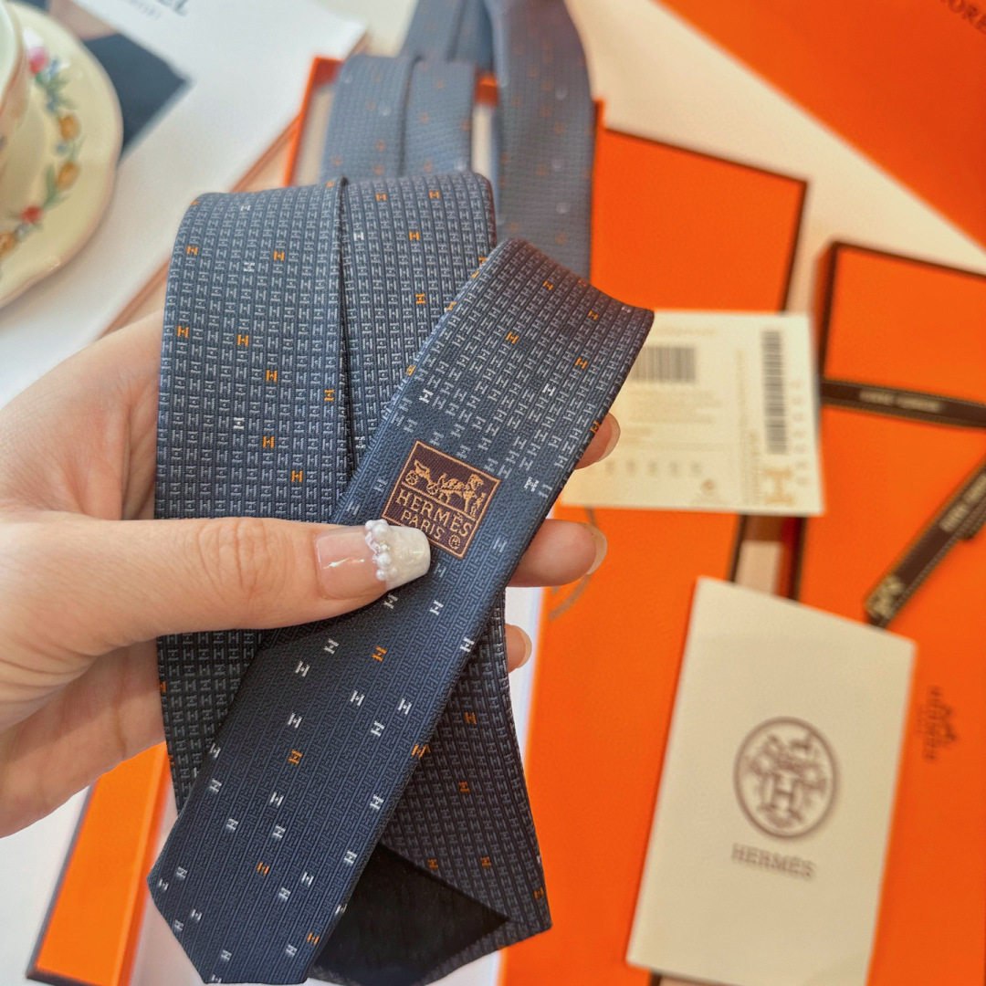 Men's Tie Style Beige Tie Other Tie detail image 7 from source 778695