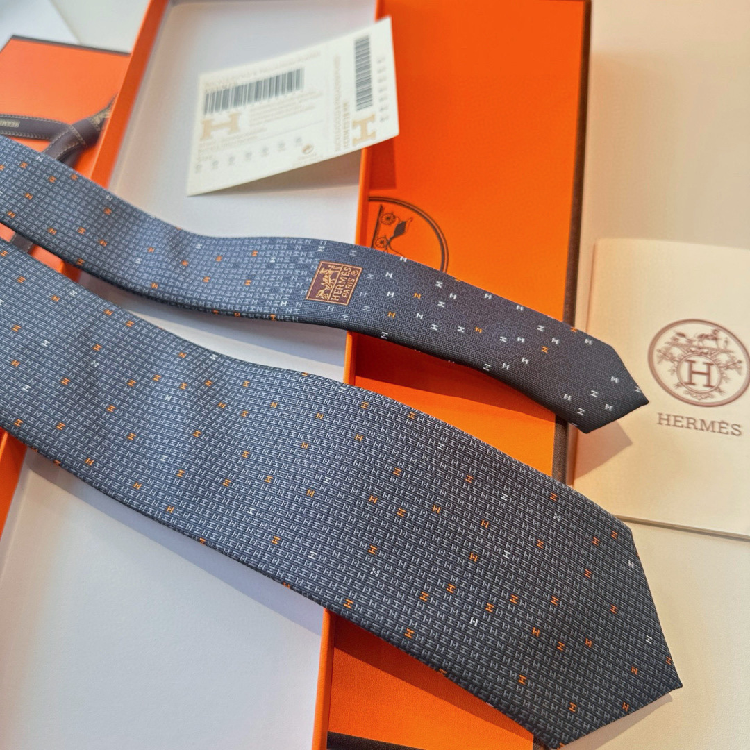 Men's Tie Style Beige Tie Other Tie detail image 4 from source 778695