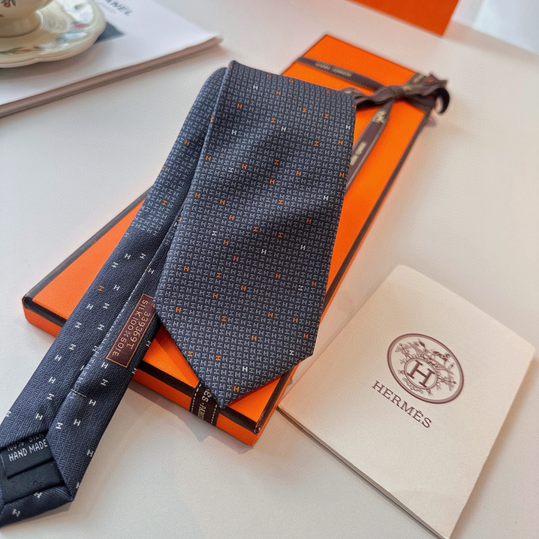 Men's Tie Style Beige Tie Other Tie detail image 6 from source 778695