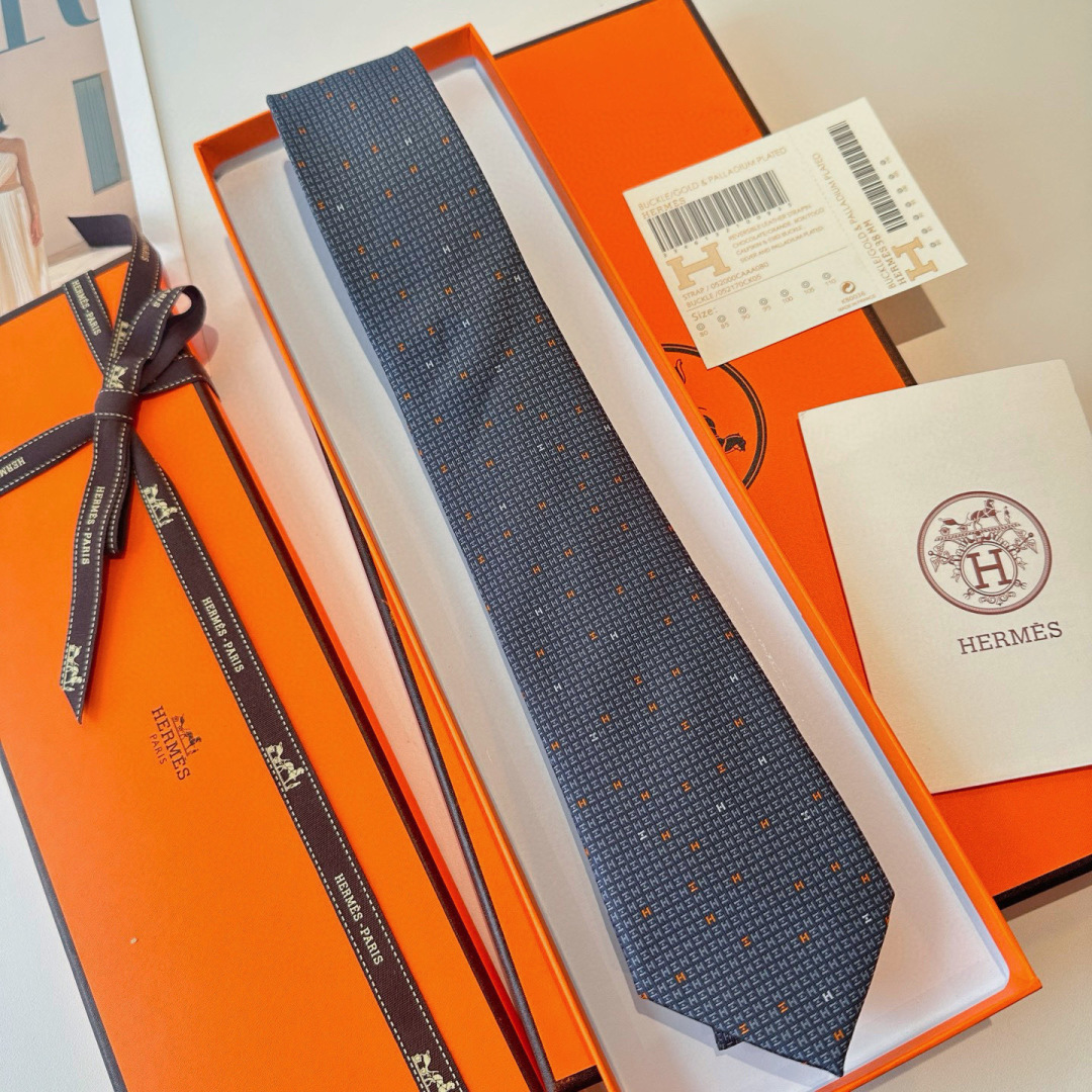 Men's Tie Style Beige Tie Lookbook Reference image 2
