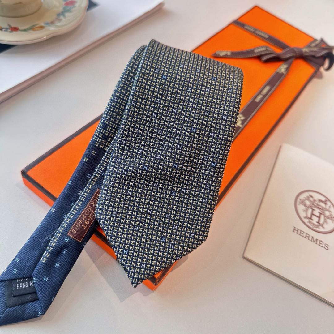 Men's Tie Style Beige Tie Other Tie detail image 6 from source 778696