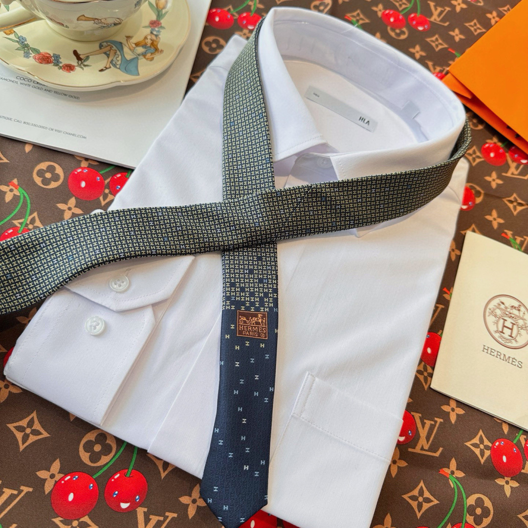 Men's Tie Style Beige Tie Other Tie detail image 4 from source 778696
