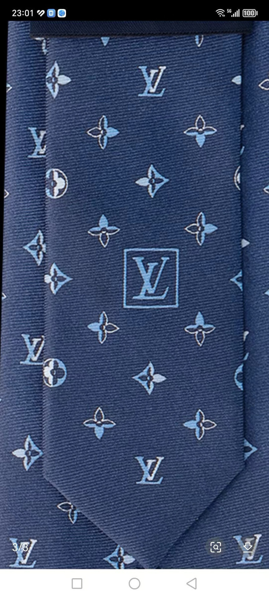 NO:942173,The counter features exquisite small logo jacquards and low-key luxurious colors. This tie interprets Louis Vuitton's iconic Damier pattern in the same tone to make it more elegant. It allows men to fully show their personality. Top-quality jacquard silk handmade custom ties, ties, louis vuitton, real silk, ties19860909专柜同歩精致的小Logo提花,低调奢华大气的配色,这款领带将Lv标志性的Damier图案以同色调手法演绎的更显雅致风范.让男士可以充分展示自己个性.顶级提花真丝手工定制领带,领带,louis vuitton,real silk,ties,accessory