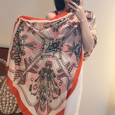 会发光发亮的围巾银丝羊绒长巾✨专柜同步‼️真心赞‼️驴家路易威登经典 Monogram 图案搭配彩色边框再添华美格调。强 会发光发亮的围巾银丝羊绒长巾✨专柜同步‼️真心赞‼️驴家路易威登经典 Monogram 图案搭配彩色边框再添华美格调。强