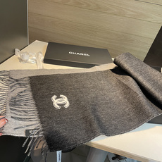 🆕 【CHANEL·香奈儿 】喜欢有颜值,高质量的亲可入手,名媛单品,无论怎么搭配都是满满的气质感,100%极品山羊绒水 🆕 【CHANEL·香奈儿 】喜欢有颜值,高质量的亲可入手,名媛单品,无论怎么搭配都是满满的气质感,100%极品山羊绒水