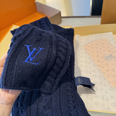 🆕 L永不冻结围脖 135*20cm 100%羊毛 Never Freeze 围巾选用柔暖羊毛 升华冬日格调。无论 🆕 L永不冻结围脖 135*20cm 100%羊毛 Never Freeze 围巾选用柔暖羊毛 升华冬日格调。无论