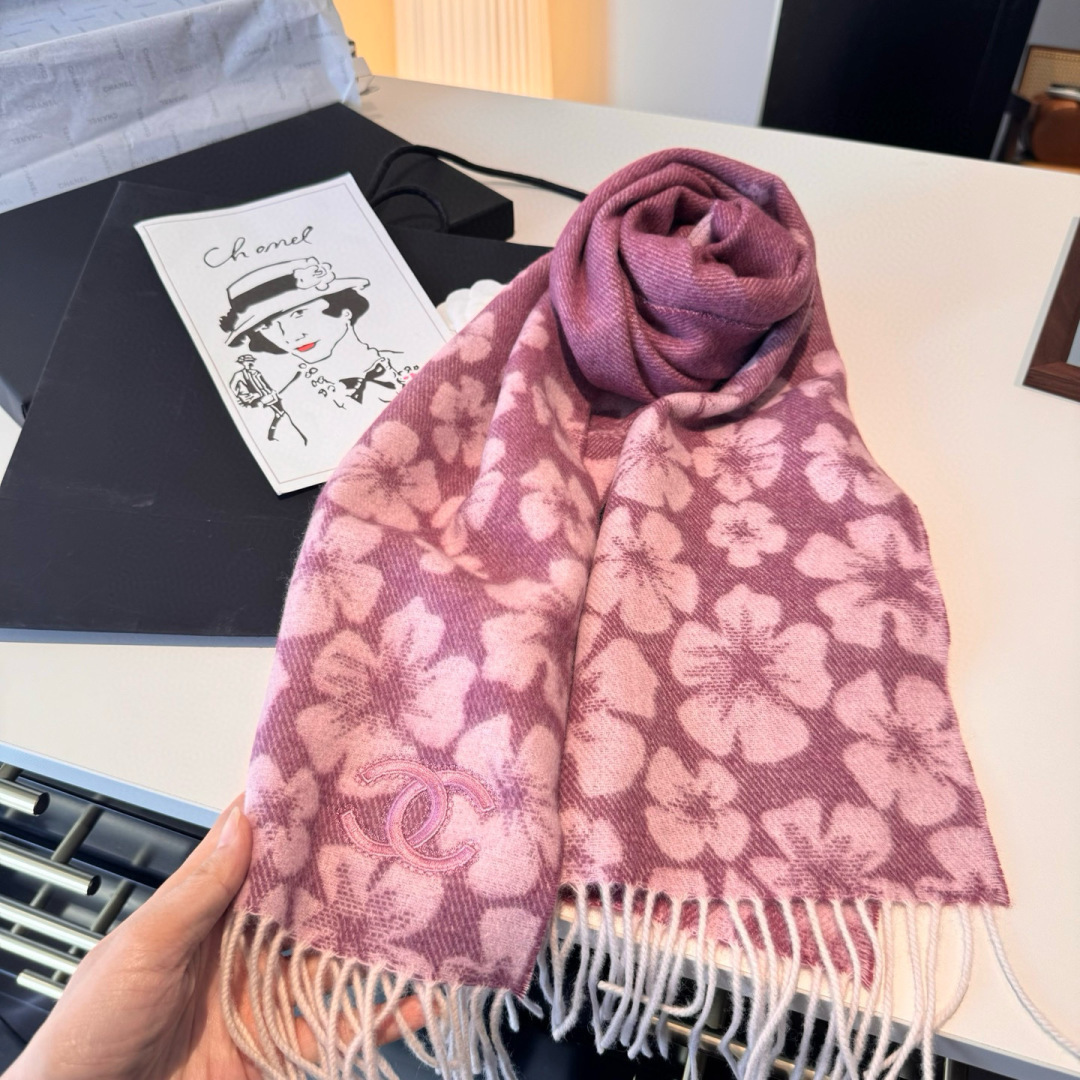 🆕 🆕 【CHANEL·香奈儿 】喜欢有颜值，高质量的亲可入手，名媛单品，无论怎么搭配都是满满的气质感，100%极品山羊