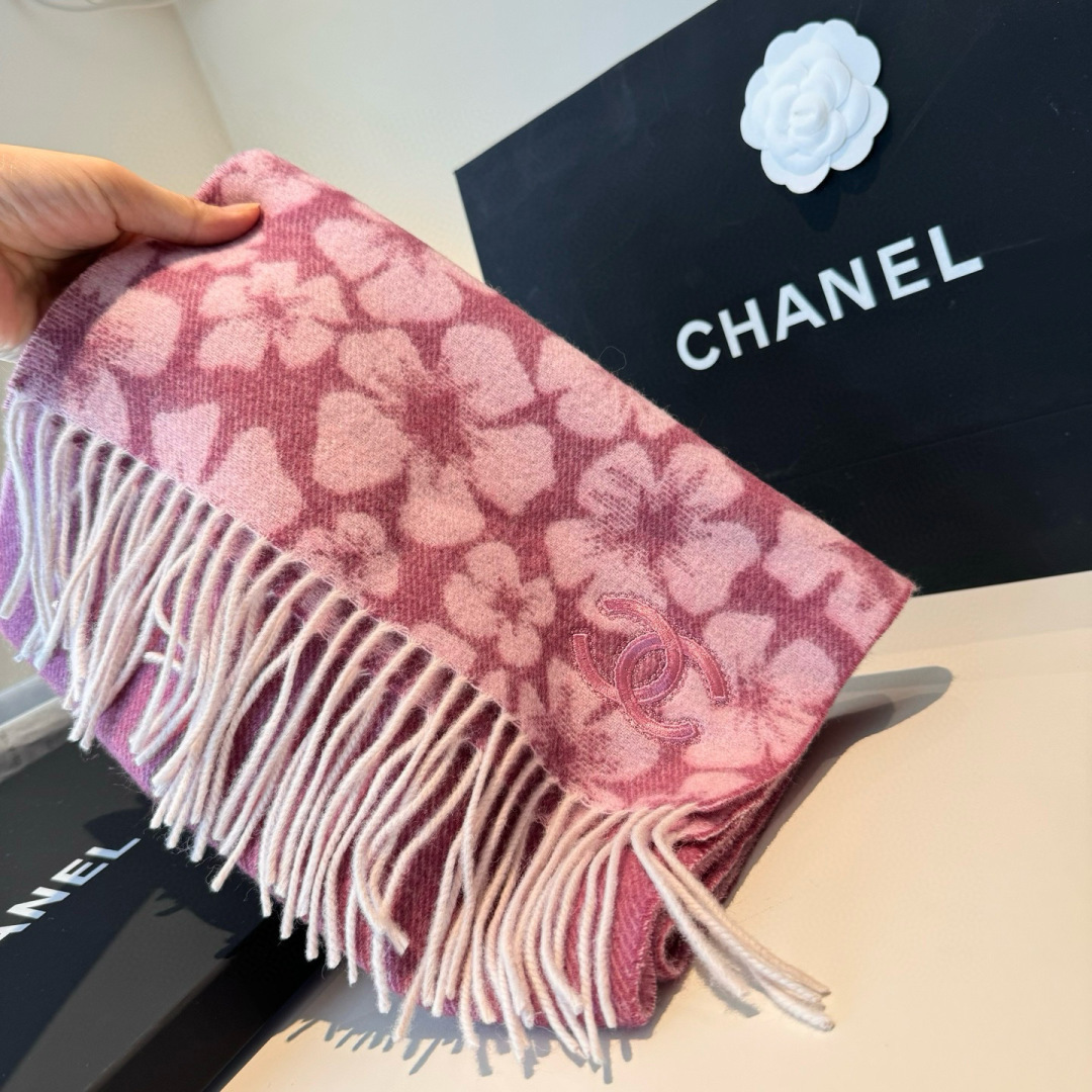 🆕 🆕 【CHANEL·香奈儿 】喜欢有颜值，高质量的亲可入手，名媛单品，无论怎么搭配都是满满的气质感，100%极品山羊
