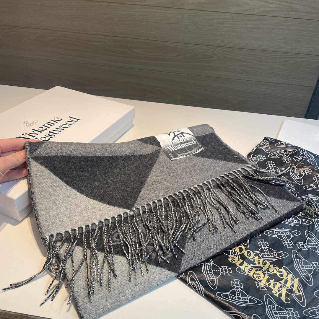 🆕 高品质 𝐕𝐢𝐯𝐢𝐞𝐧𝐧𝐞 𝐖𝐞𝐬𝐭𝐰𝐨𝐨𝐝🪐✨ 经典大土星围巾 vivienne westwood西太后土星 英国时