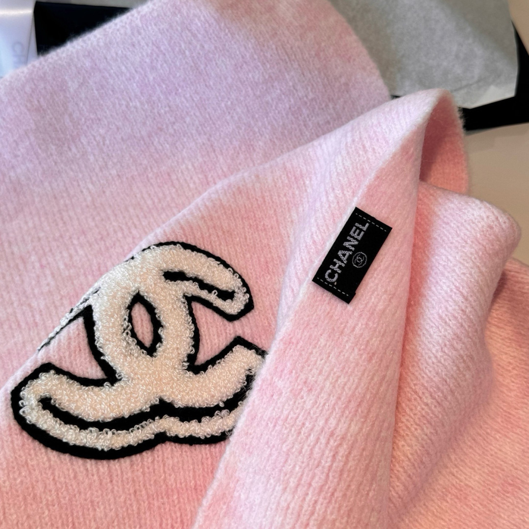 🆕 👑👑Chanel25秋冬新款针织围巾羊绒针织长巾‼️美翻了[流泪]御用殿堂级极品‼️新款在售 进口纯羊绒针织毛线❗️