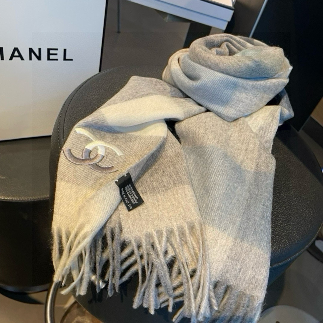 🆕 🆕 【CHANEL·香奈儿 】喜欢有颜值,高质量的亲可入手,名媛单品,无论怎么搭配都是满满的气质感,100%极品山羊 🆕 🆕 【CHANEL·香奈儿 】喜欢有颜值,高质量的亲可入手,名媛单品,无论怎么搭配都是满满的气质感,100%极品山羊
