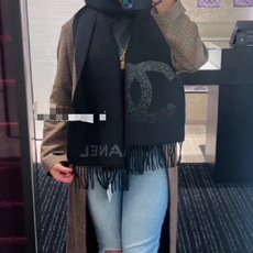 🆕 ❤️ 小香金线logo渐变 最新提花渐变工艺 低调的色彩高端的设计 真的好看 规格38*200 10 🆕 ❤️ 小香金线logo渐变 最新提花渐变工艺 低调的色彩高端的设计 真的好看 规格38*200 10