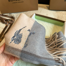 ✨✨Burberry · 巴宝莉双面围巾❗好看的要疯掉了,太有型太有魅力了❗❗非常斯文时尚的秋冬单品!真的很喜欢,非常C ✨✨Burberry · 巴宝莉双面围巾❗好看的要疯掉了,太有型太有魅力了❗❗非常斯文时尚的秋冬单品!真的很喜欢,非常C