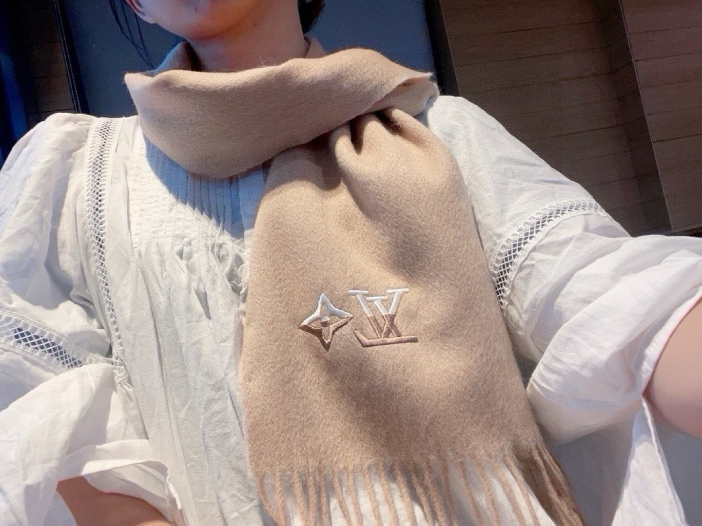 Louis Vuitton。 【刺绣羊绒围巾】怒赞自留，难得的高端男款！家属福利！L非常正的男士围巾~面料大爱，非常柔软