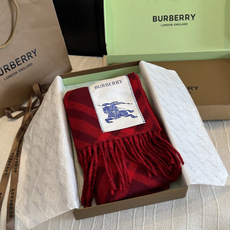 新色 Burberry新款苏格兰格纹羊绒围巾,继全智贤带火的格纹款围巾之后,Bur又一款力作上市,Burberry新款流 新色 Burberry新款苏格兰格纹羊绒围巾,继全智贤带火的格纹款围巾之后,Bur又一款力作上市,Burberry新款流
