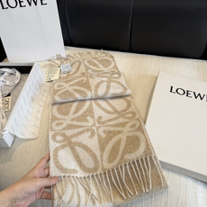 新款 ✨💕同步 LOEWE罗意威|双面拼色羊绒羊毛🤎💗 新品!粉拼驼这个配色真的温柔到骨子里 经典Anagram回纹大l 新款 ✨💕同步 LOEWE罗意威|双面拼色羊绒羊毛🤎💗 新品!粉拼驼这个配色真的温柔到骨子里 经典Anagram回纹大l