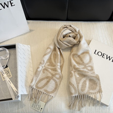 新款 ✨💕同步 LOEWE罗意威|双面拼色羊绒羊毛🤎💗 新品!粉拼驼这个配色真的温柔到骨子里 经典Anagram回纹大l 新款 ✨💕同步 LOEWE罗意威|双面拼色羊绒羊毛🤎💗 新品!粉拼驼这个配色真的温柔到骨子里 经典Anagram回纹大l