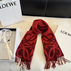 新款 ✨💕同步 LOEWE罗意威|双面拼色羊绒羊毛🤎💗 新品!粉拼驼这个配色真的温柔到骨子里 经典Anagram回纹大l 新款 ✨💕同步 LOEWE罗意威|双面拼色羊绒羊毛🤎💗 新品!粉拼驼这个配色真的温柔到骨子里 经典Anagram回纹大l