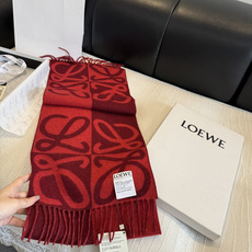 新款 ✨💕同步 LOEWE罗意威|双面拼色羊绒羊毛🤎💗 新品!粉拼驼这个配色真的温柔到骨子里 经典Anagram回纹大l 新款 ✨💕同步 LOEWE罗意威|双面拼色羊绒羊毛🤎💗 新品!粉拼驼这个配色真的温柔到骨子里 经典Anagram回纹大l