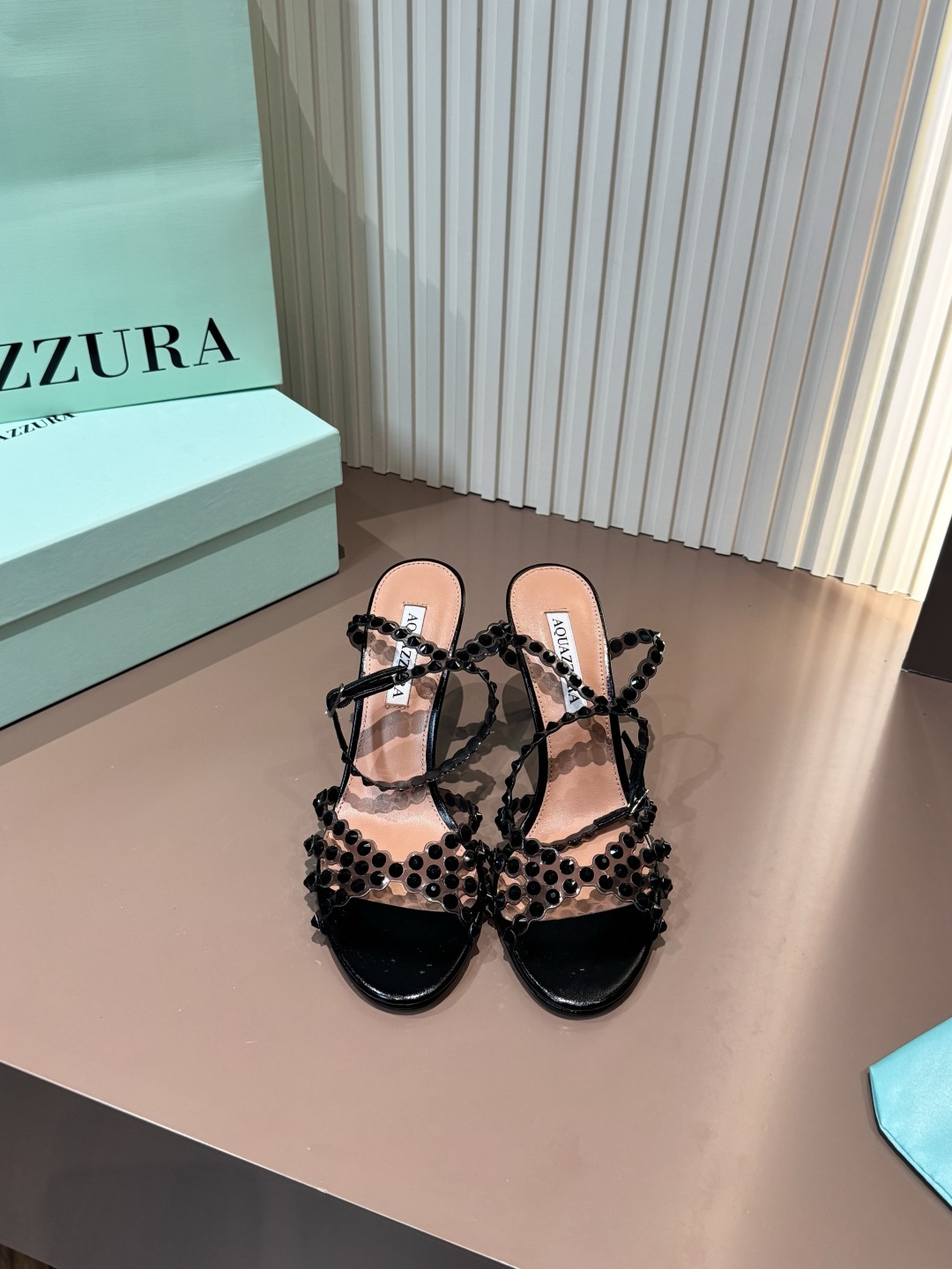 Sandales Aquazzura PVC à talons hauts avec strass noir