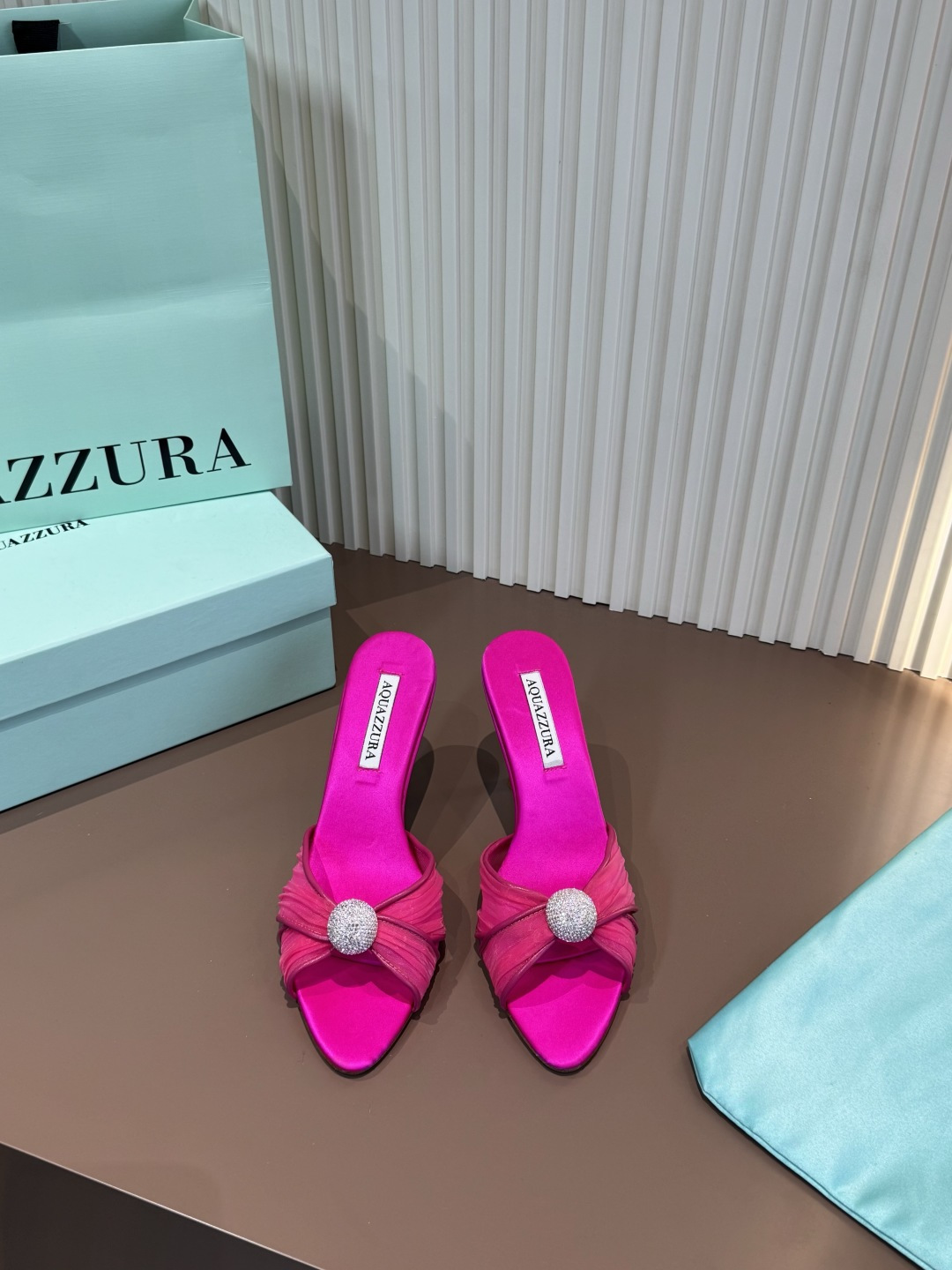 Aquazzura 鳳梨 真絲 鑲鑽 高跟拖鞋