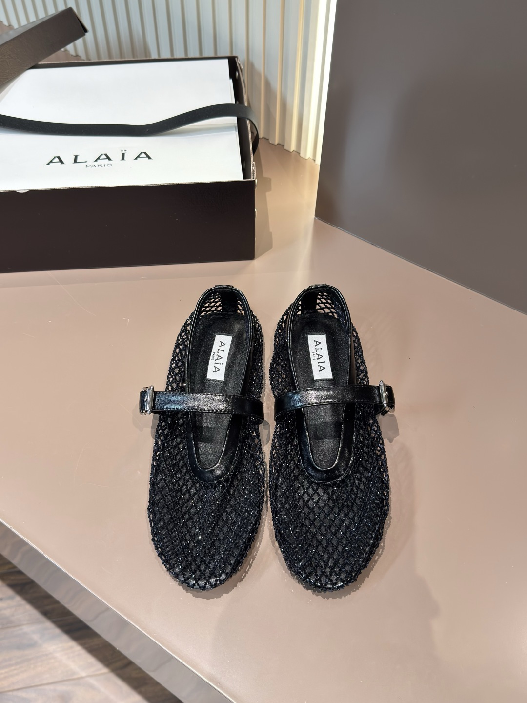 ALAIA フラットメッシュラインストーンバレエシューズ レディース ファッションエレガント-トップバージョン