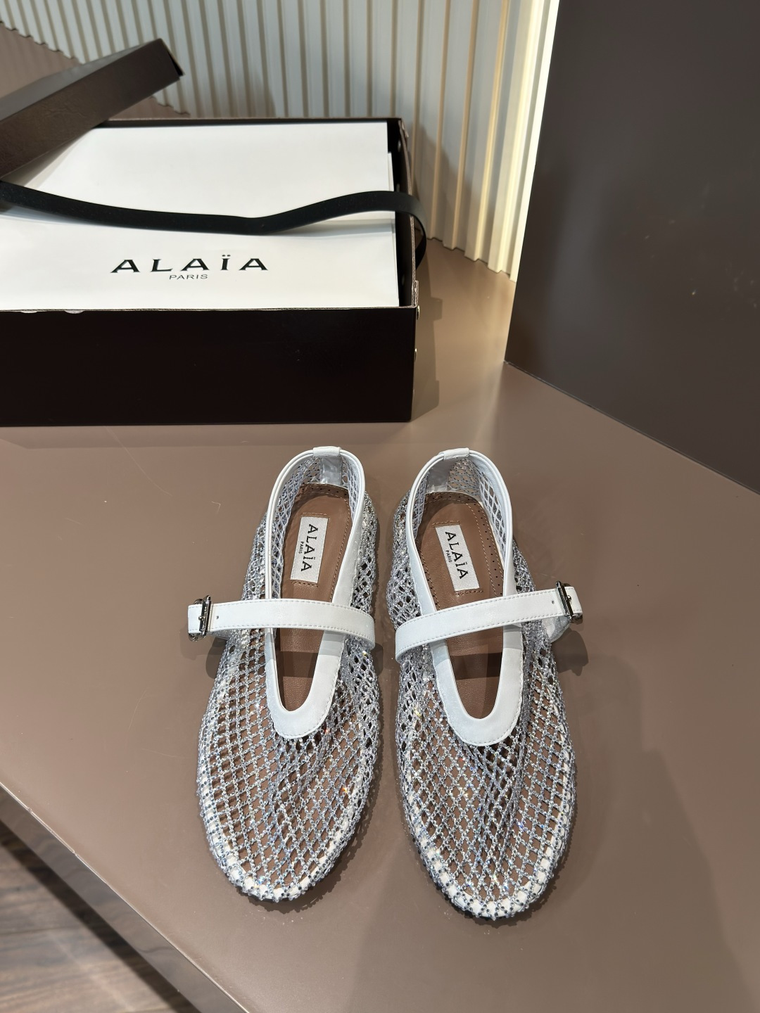 ALAIA フラットメッシュラインストーンバレエシューズ レディース ファッションエレガント-トップバージョン