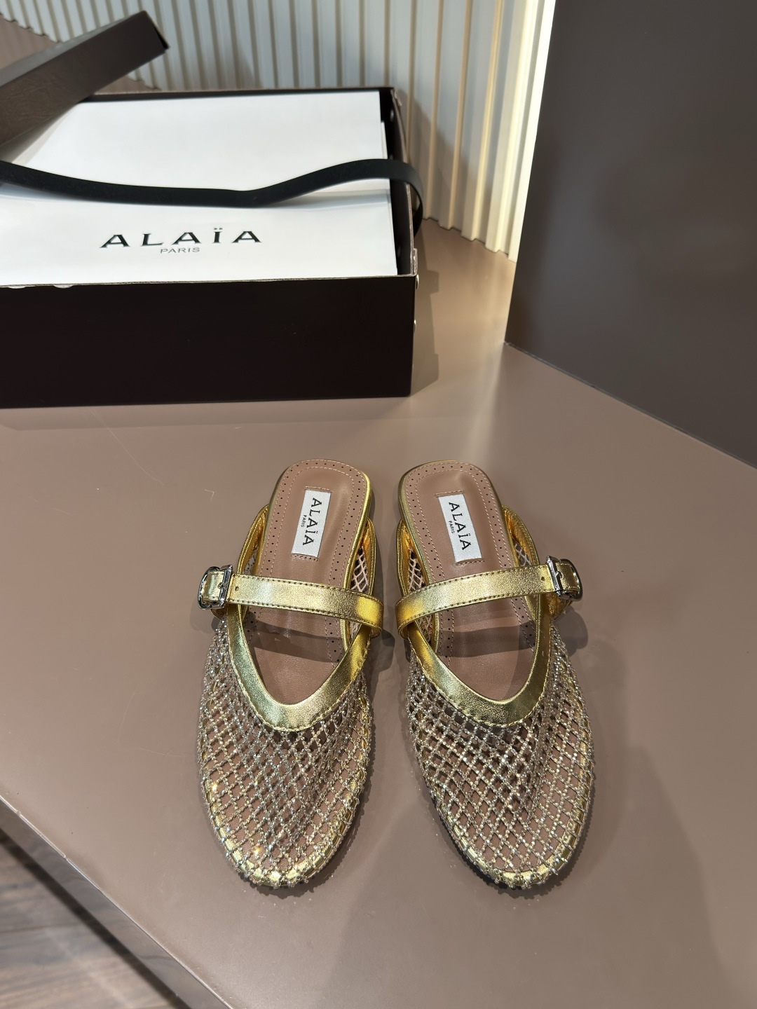ALAIA 플랫 메쉬 라인스톤 발레 슈즈 여성용 패션 우아함-최상급 버전