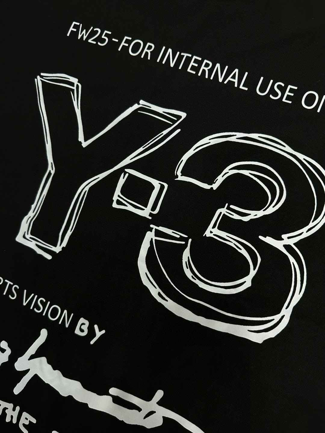“Y-3 2025SS Spring & Summer T-Shirts: Comfortable Cotton Fabric, Classic Logo Design, Sizes M-3XL” - 图片 5